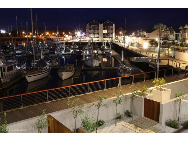 2/6 Home Point Parade, Launceston TAS 7250