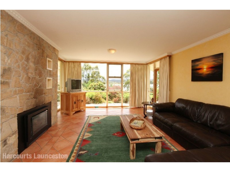 42 Beach Road, Legana TAS 7277