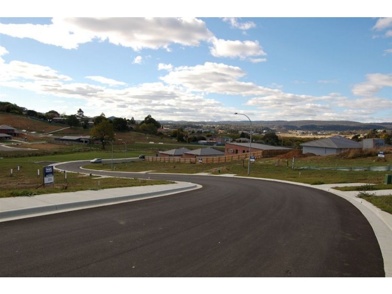 17 Eldonhurst Drive, Newstead TAS 7250