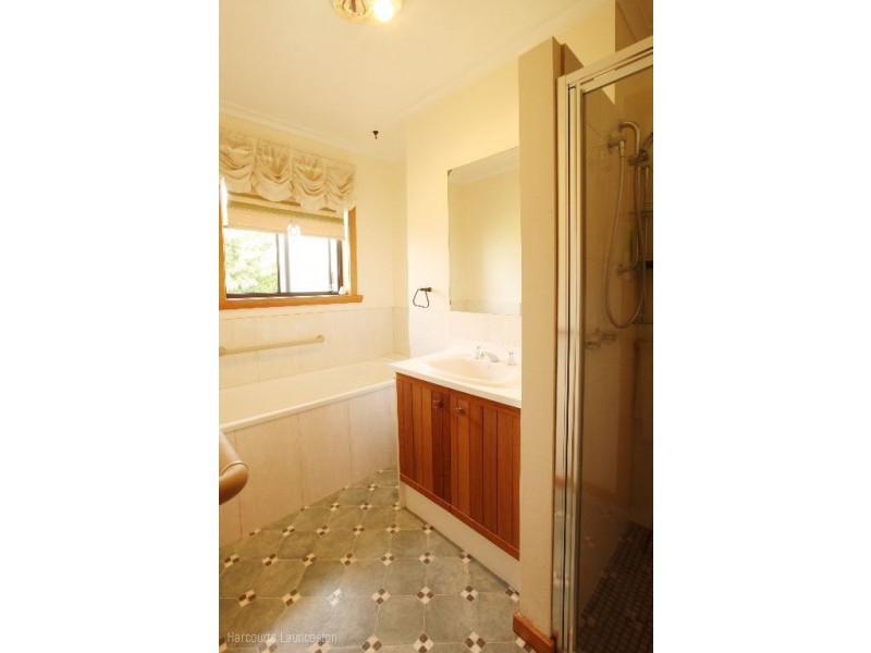 23 Rossmoyne Street, Norwood TAS 7250