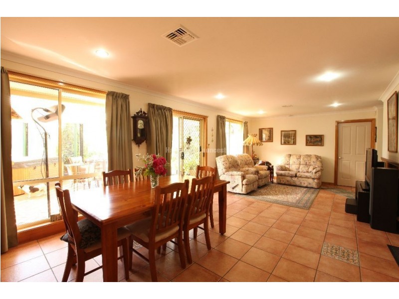 4 Chelsea Close, Prospect Vale TAS 7250