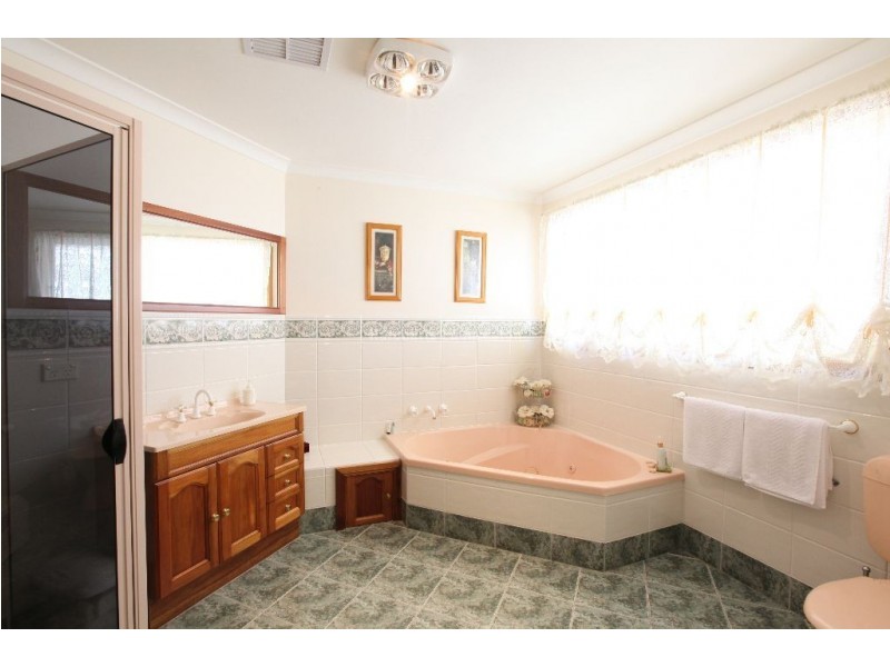 4 Chelsea Close, Prospect Vale TAS 7250