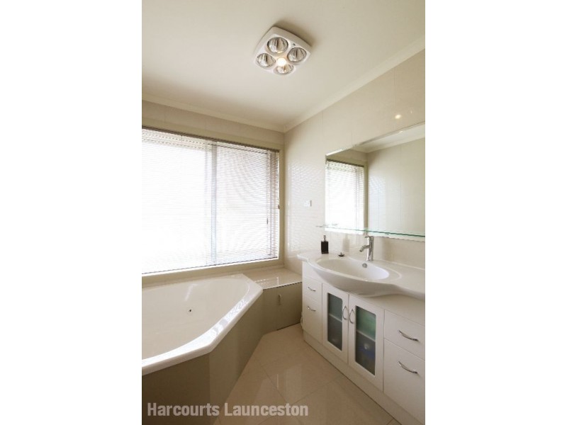 153 Poplar Parade, Youngtown TAS 7249