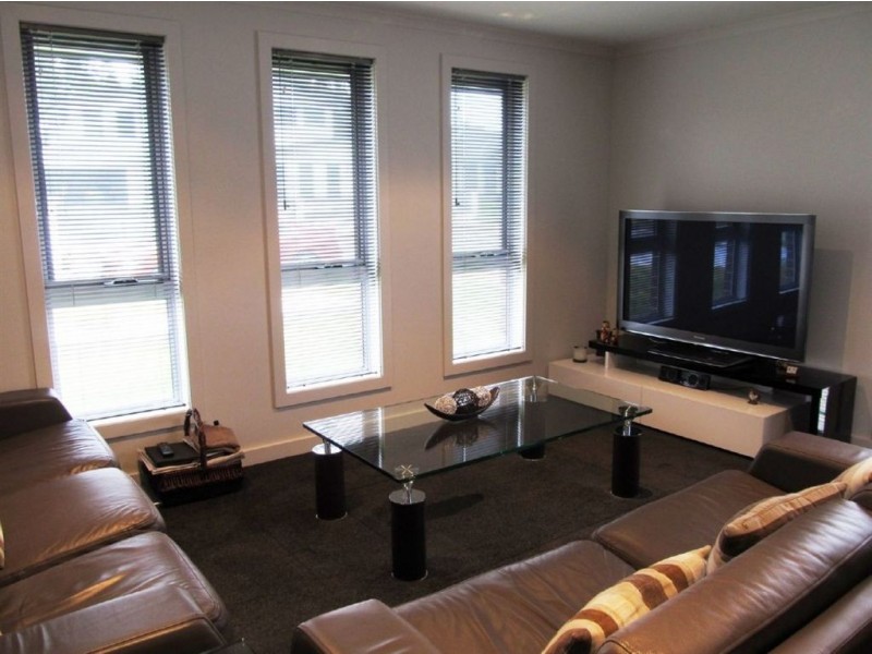 1/19 Legges Crescent, Prospect TAS 7250