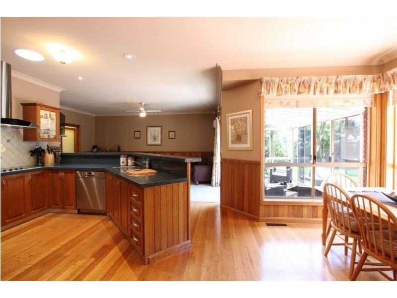 8 Grantham Close, Prospect Vale TAS 7250