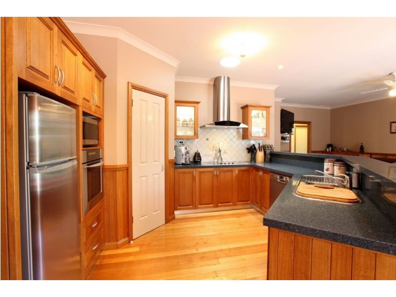 8 Grantham Close, Prospect Vale TAS 7250