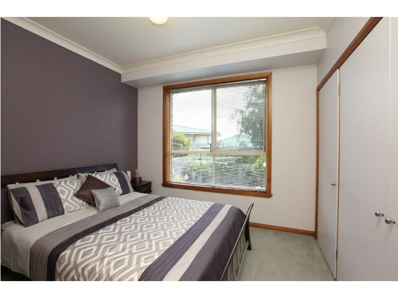 8 Grantham Close, Prospect Vale TAS 7250