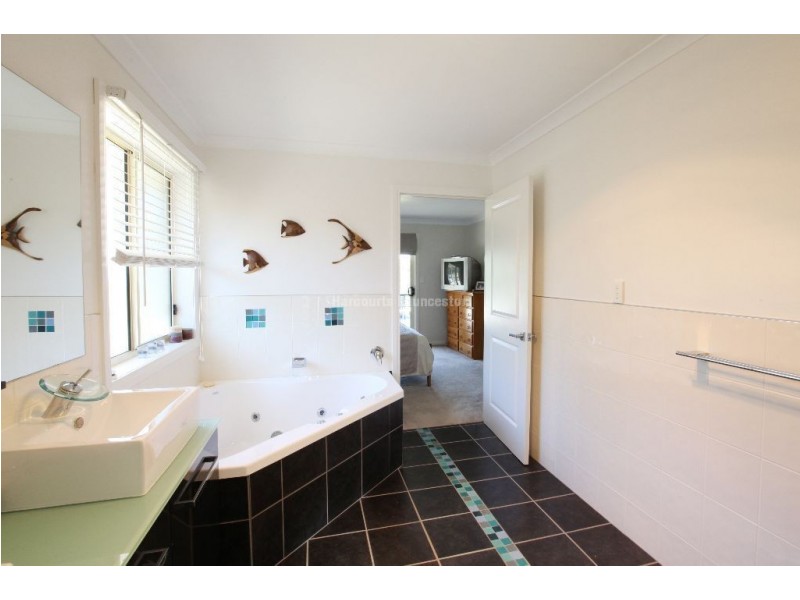 42 Pleasant Hills Drive, Grindelwald TAS 7277