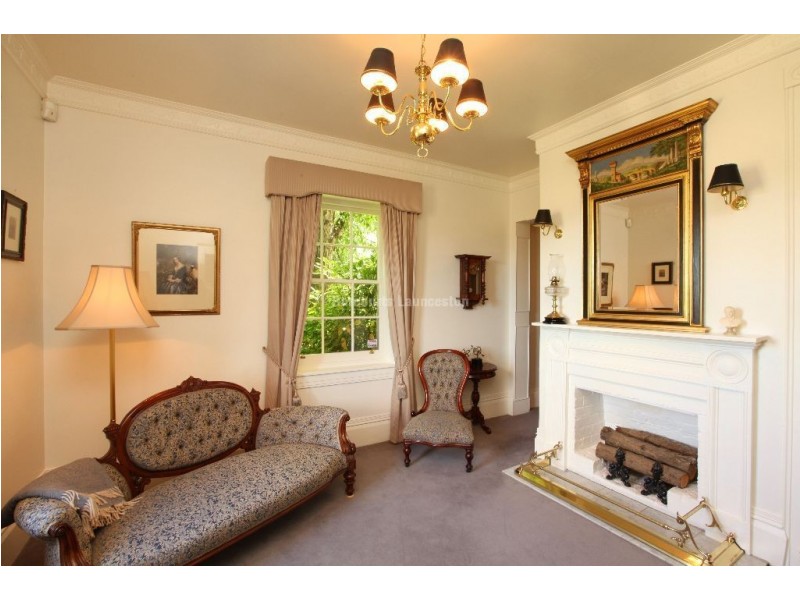 6 East Street, Carrick TAS 7291