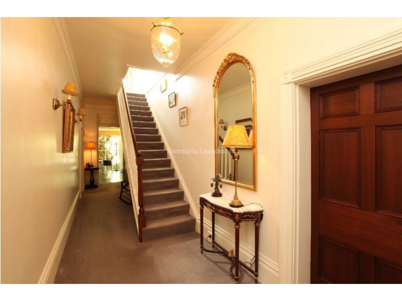 6 East Street, Carrick TAS 7291