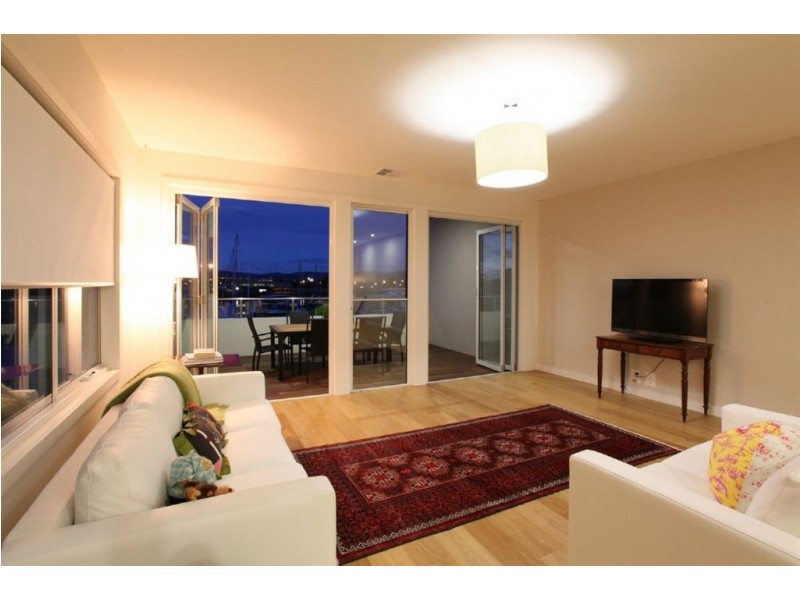 1/6 Home Point Parade, Launceston TAS 7250