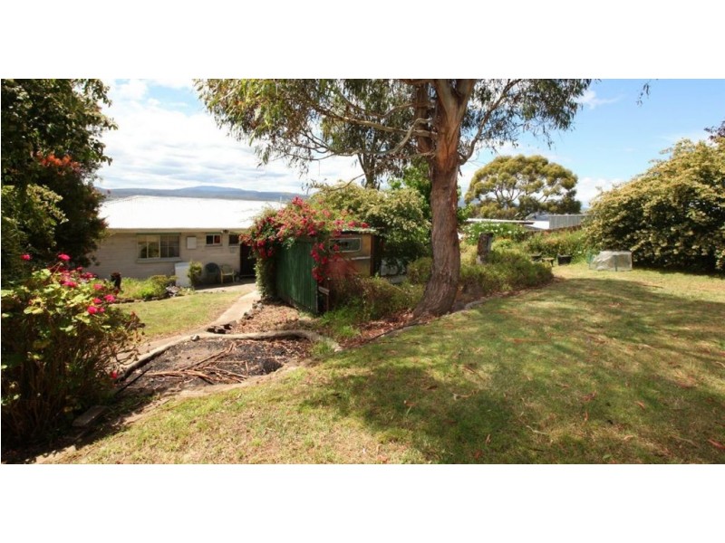 21 Newlands Street, Trevallyn TAS 7250