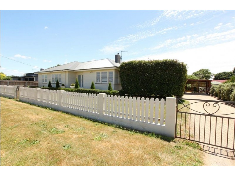 9 Liffey Street, Carrick TAS 7291