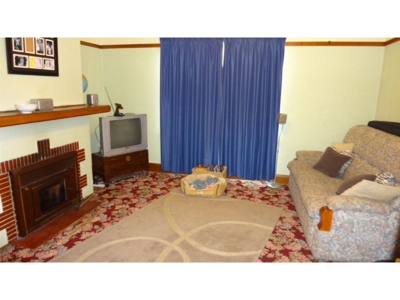16 Jellico Street, Mowbray TAS 7248