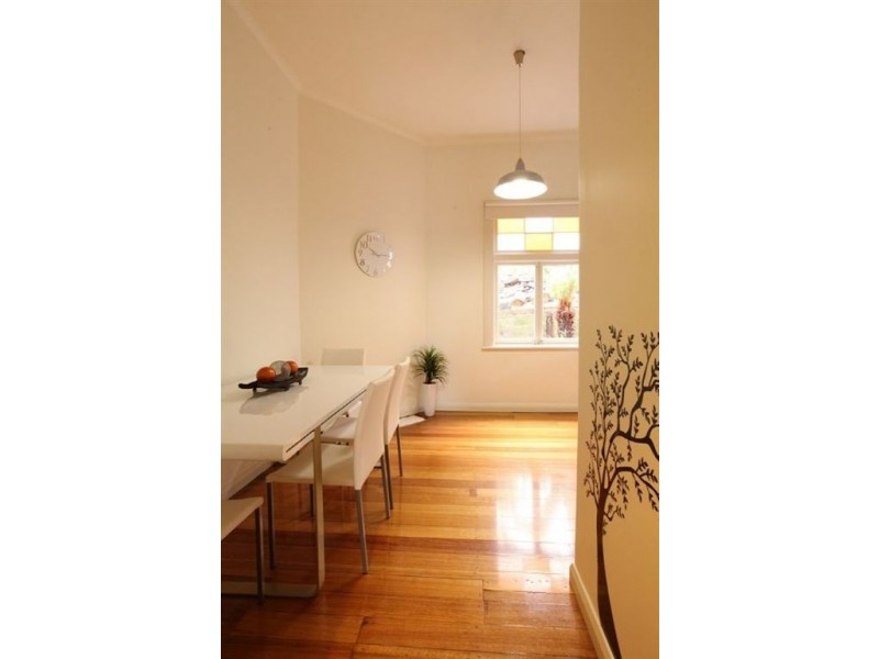 8 Gorge Road, Trevallyn TAS 7250