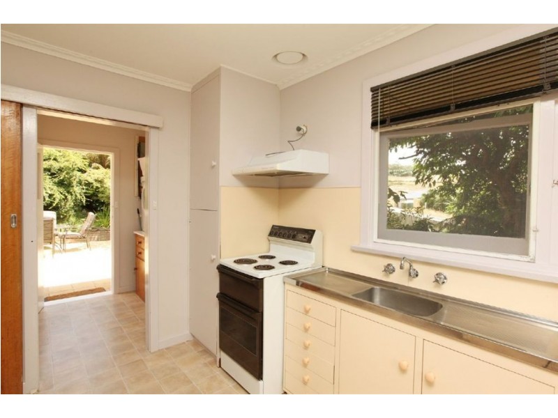 5 Guilford Road, Riverside TAS 7250