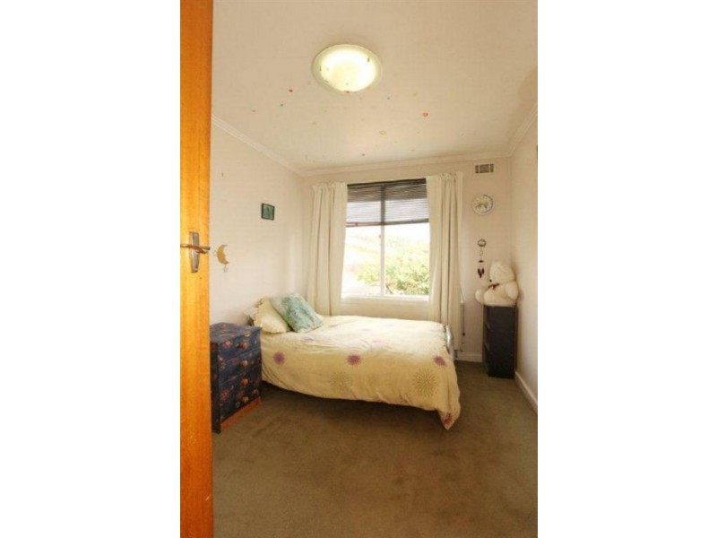 5 Guilford Road, Riverside TAS 7250