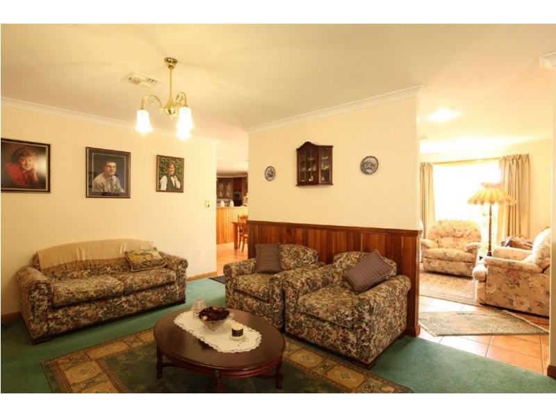 4 Chelsea Close, Prospect Vale TAS 7250