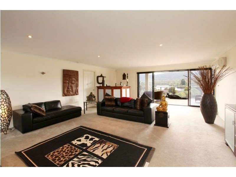 48 Bayview Drive, Blackstone Heights TAS 7250