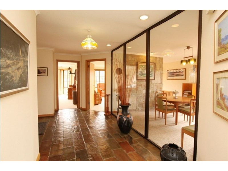 15 Bayview Drive, Blackstone Heights TAS 7250