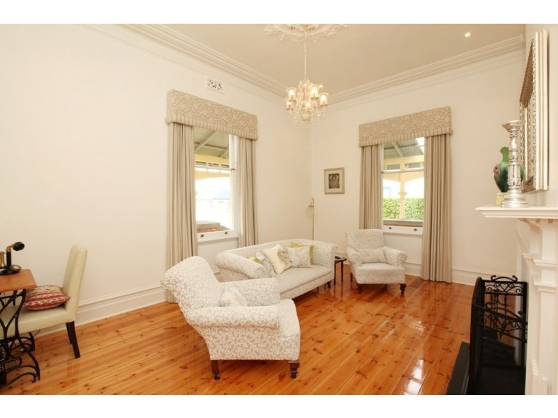 16 Mann Street, Invermay TAS 7248