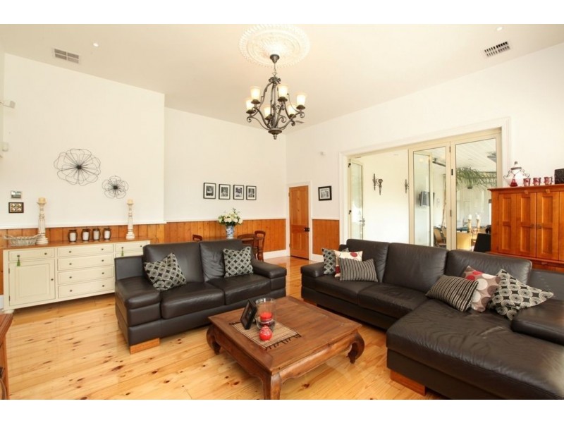 16 Mann Street, Invermay TAS 7248
