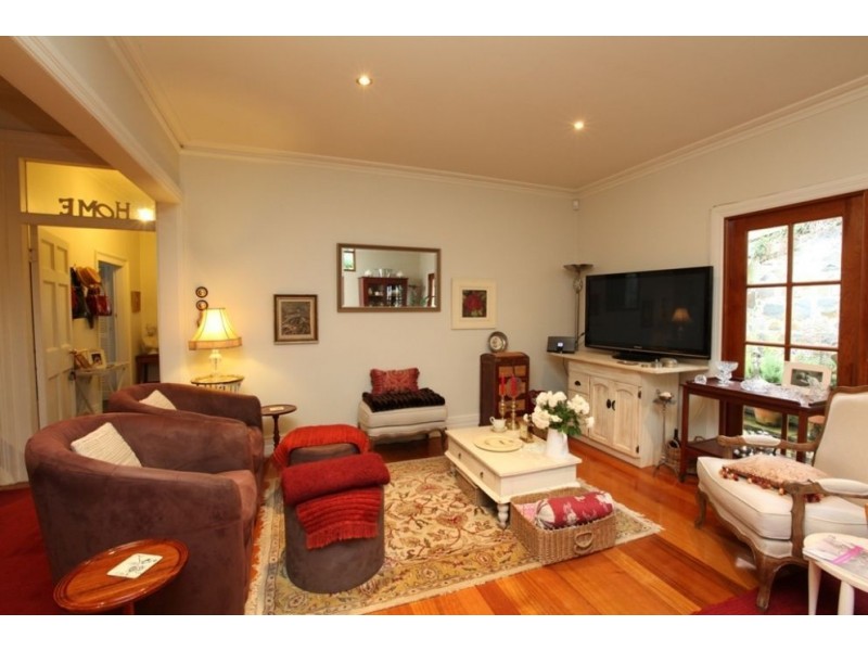 8 Law Street, Launceston TAS 7250