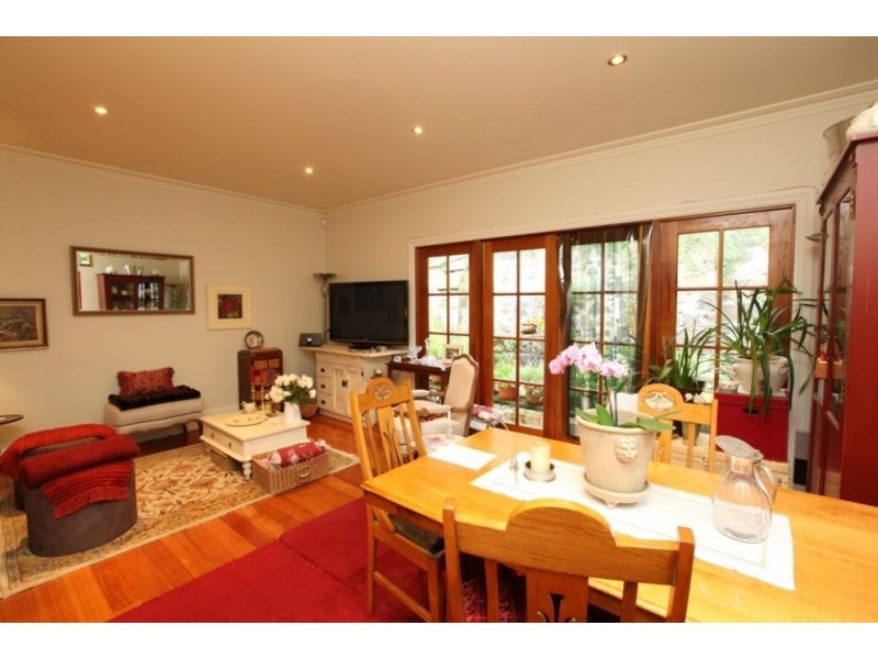 8 Law Street, Launceston TAS 7250