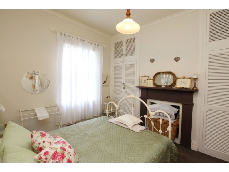 8 Law Street, Launceston TAS 7250