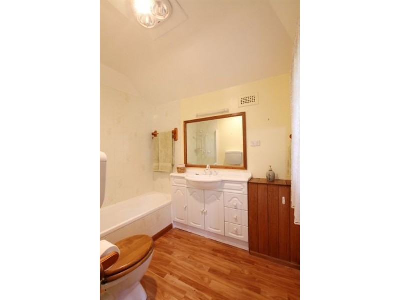 3 Churchill Crescent, Newstead TAS 7250