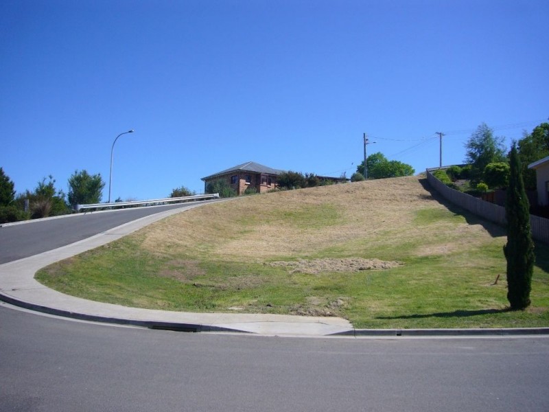 1 Karla Place, South Launceston TAS 7249