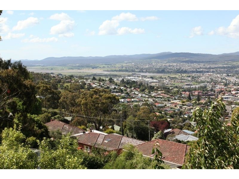 12 Matthew Place, West Launceston TAS 7250