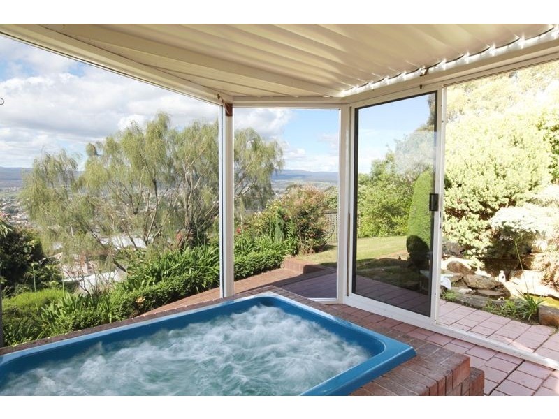 12 Matthew Place, West Launceston TAS 7250
