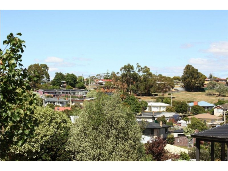 16 Luke Court, Summerhill TAS 7250