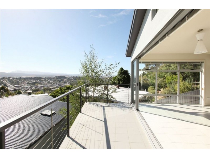 2/34 Granville Street, West Launceston TAS 7250