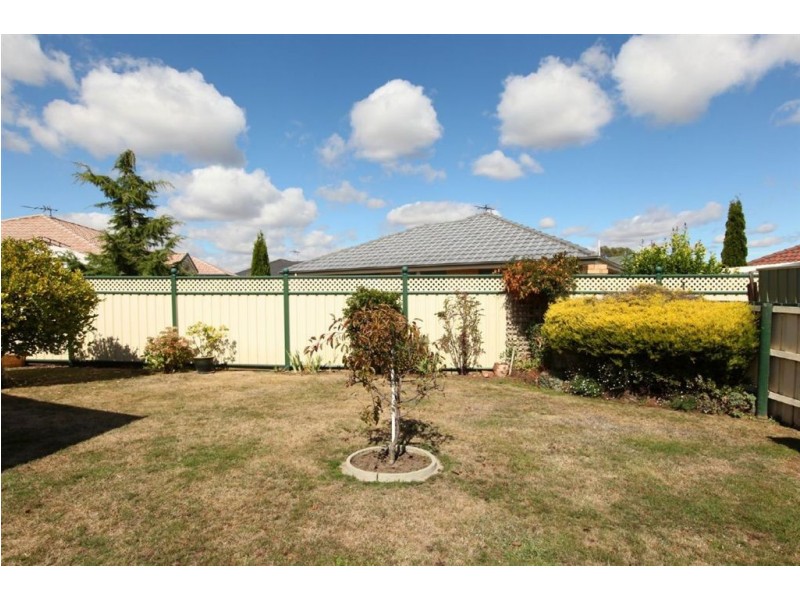 2/27 Country Club Avenue, Prospect Vale TAS 7250