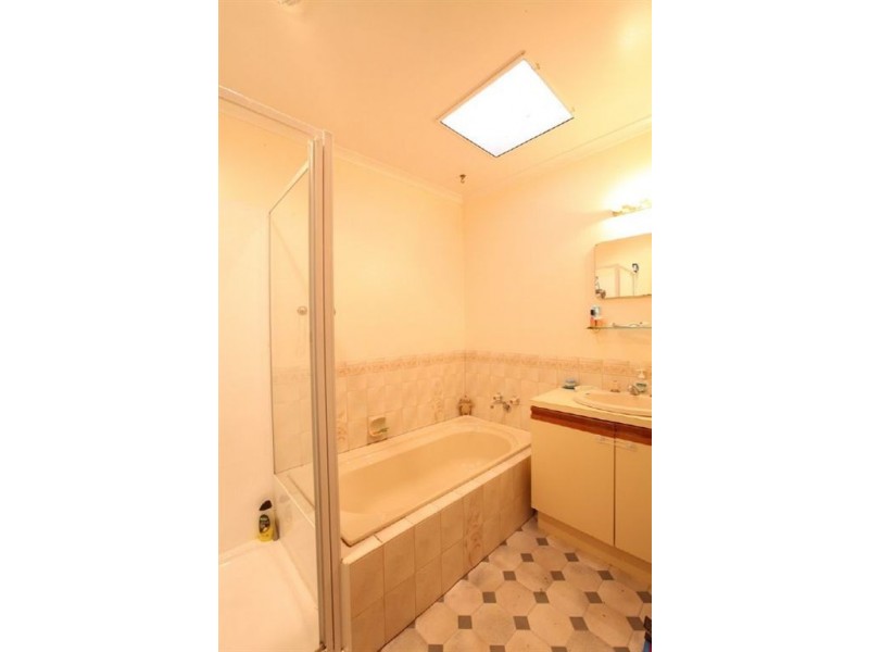 1/15 Las Vegas Drive, Prospect Vale TAS 7250