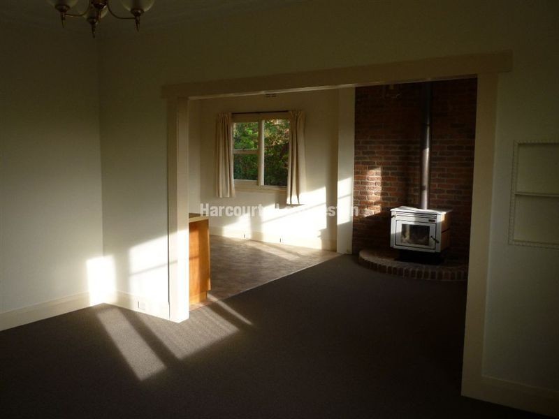 28 Ernest Street, Kings Meadows TAS 7249