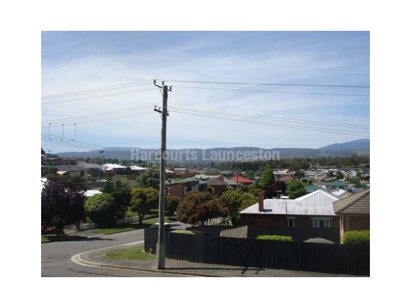 28 Ernest Street, Kings Meadows TAS 7249