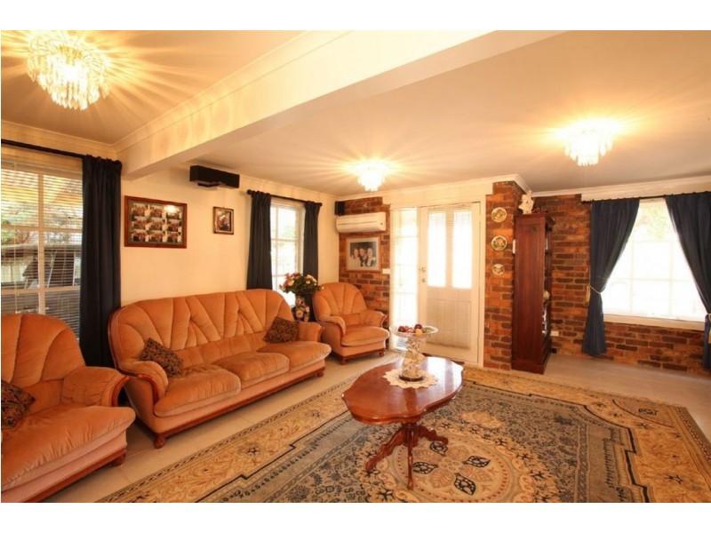 4 & 4a Collins Street, Evandale TAS 7212