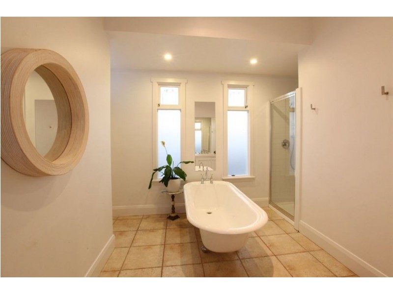 24 Lanoma Street, East Launceston TAS 7250