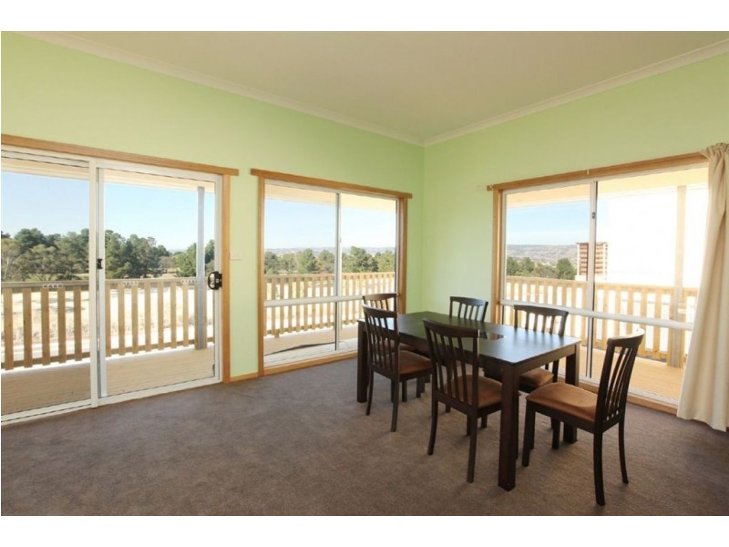 34 Crandon Crescent, Newnham TAS 7248