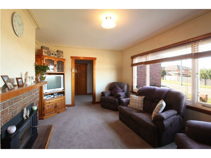 17 Parua Road, Newnham TAS 7248