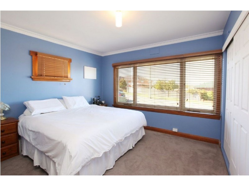 17 Parua Road, Newnham TAS 7248