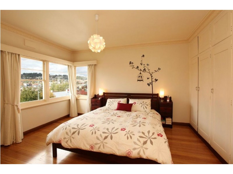 10 Glen Dhu Street, South Launceston TAS 7249