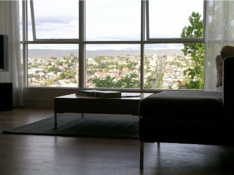 4/4 White Street, West Launceston TAS 7250