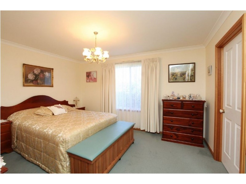 1 Landsborough Avenue, Newstead TAS 7250