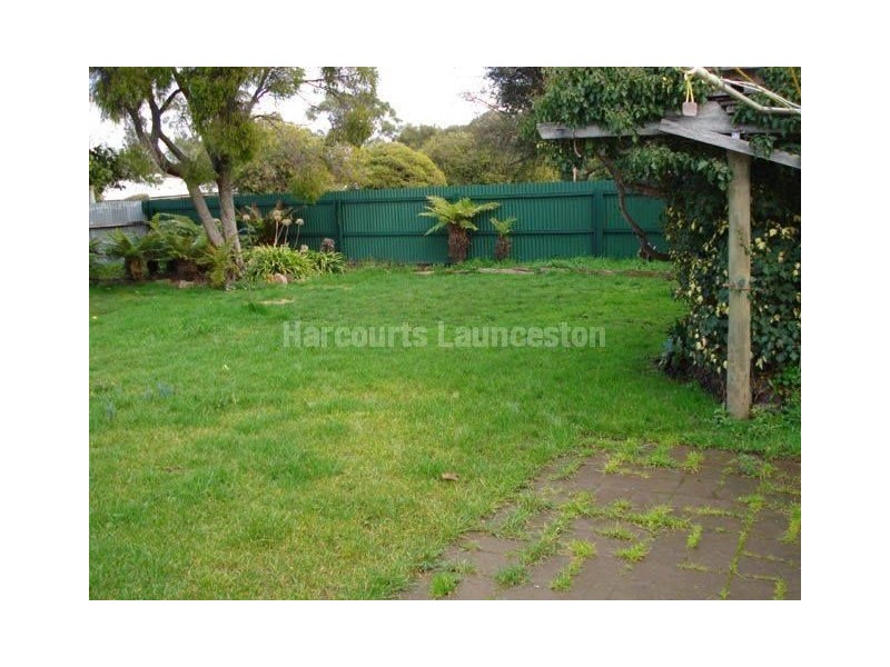 2 Yarloop Street, Waverley TAS 7250