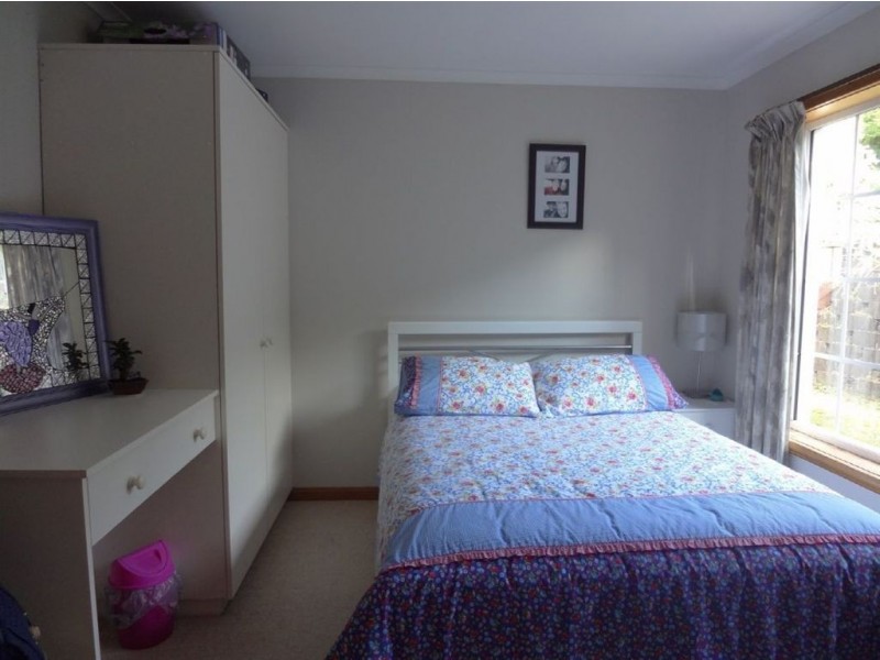 2/13-17 Parklands Parade, Newnham TAS 7248