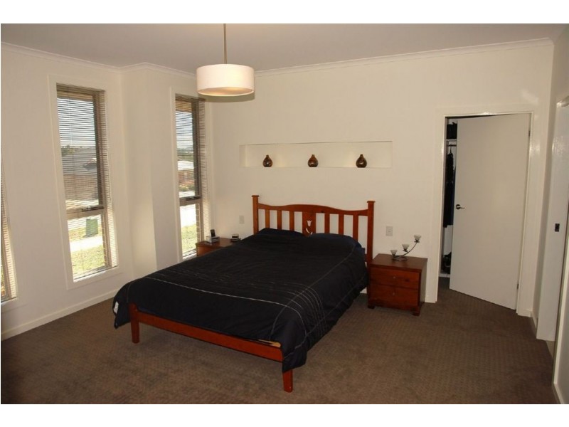4 Tender Way, St Leonards TAS 7250